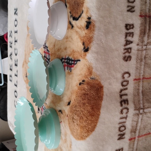 3 Dessert Trays - Picture 3 of 3